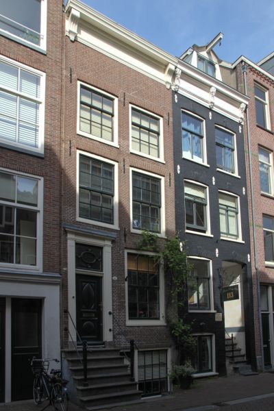 Lange Leidsedwarsstraat 111 (&copy; Walther Schoonenberg)