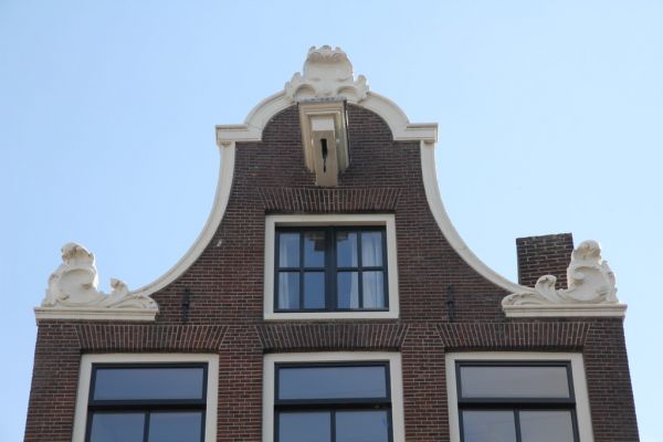Geldersekade 1 (&copy; Walther Schoonenberg)