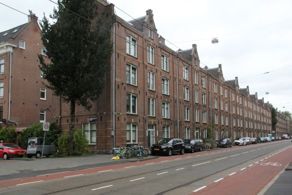 Marnixstraat 124-138 (&copy; Walther Schoonenberg)
