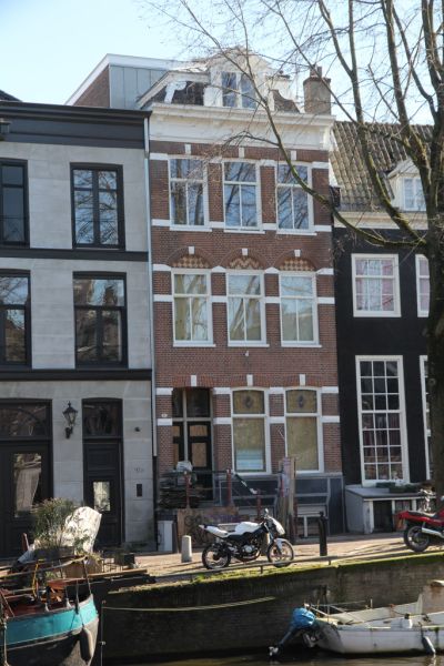 Keizersgracht 93 (&copy; Walther Schoonenberg)