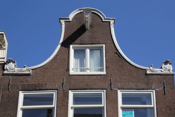 Haarlemmerdijk 64 (&copy; Walther Schoonenberg)