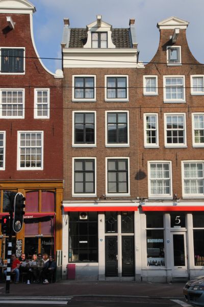 Vijzelgracht 3 (&copy; Walther Schoonenberg)