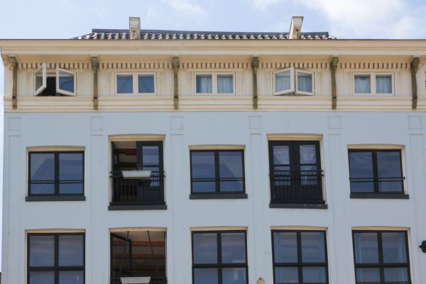 NZ Voorburgwal 78 (&copy; Walther Schoonenberg)