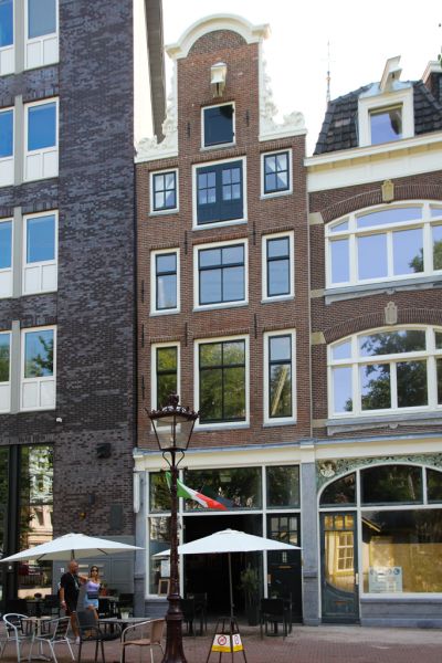 NZ Voorburgwal 289 (&copy; Walther Schoonenberg)