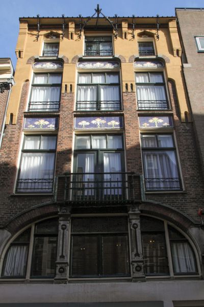 Nieuwendijk 15 (&copy; Walther Schoonenberg)