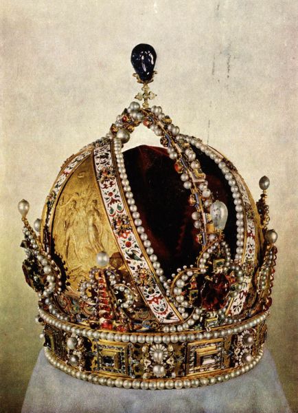 De Oostenrijkse keizerskroon van Keizer Rudolph II, 1602