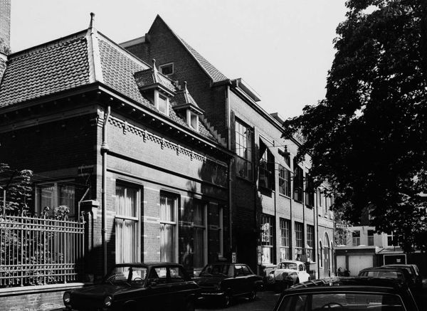 Achter Oosteinde 9, 11, 13