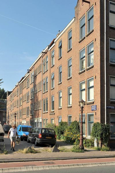 Barentszplein 16-64