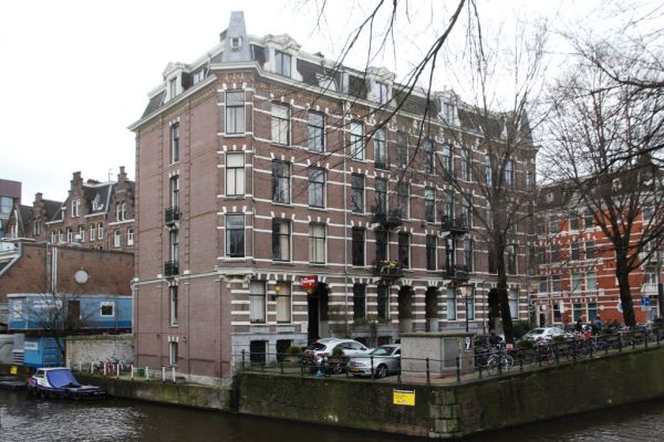 Leidsegracht 111-117 (&copy; Walther Schoonenberg)