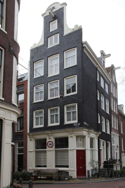2de Leliedwarsstraat 2 (&copy; Walther Schoonenberg)