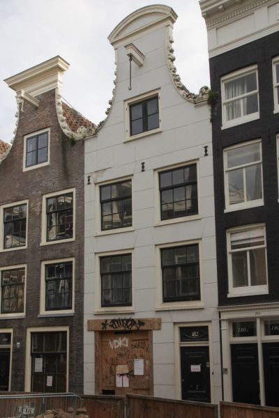 Kerkstraat 182 (&copy; Walther Schoonenberg)