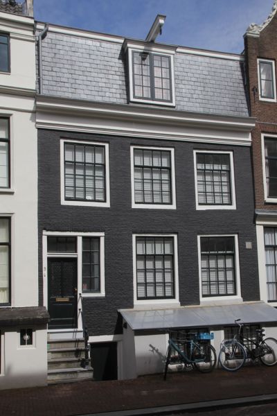 Kerkstraat 5 (&copy; Walther Schoonenberg)
