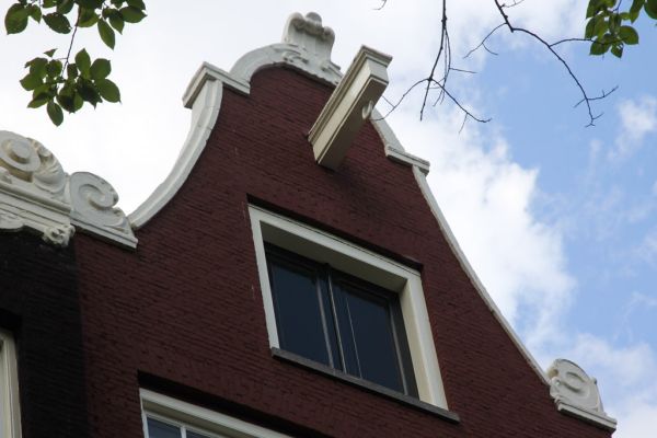 Kloveniersburgwal 38 (&copy; Walther Schoonenberg)