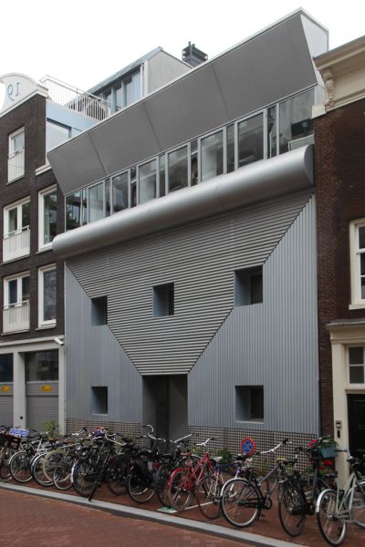 Kerkstraat 204 (&copy; Walther Schoonenberg)