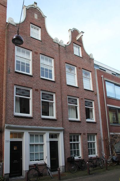 Laurierstraat 208-210 (&copy; Walther Schoonenberg)