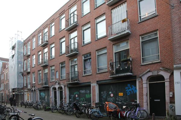 Laurierstraat 212-220 (&copy; Walther Schoonenberg)