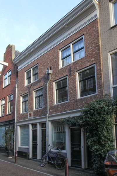 Binnen Oranjestraat 3-5 (&copy; Walther Schoonenberg)