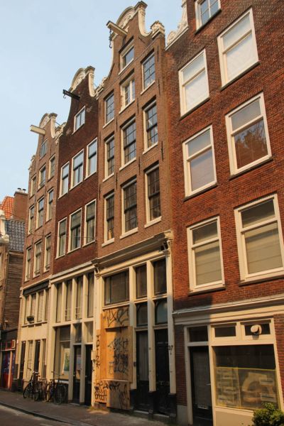 Koningsstraat 37 (&copy; Walther Schoonenberg)