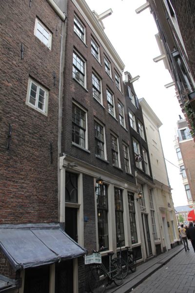 Sint Olofspoort 4 (&copy; Walther Schoonenberg)