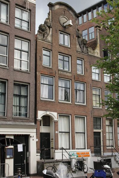 NZ Voorburgwal 171 (&copy; Walther Schoonenberg)