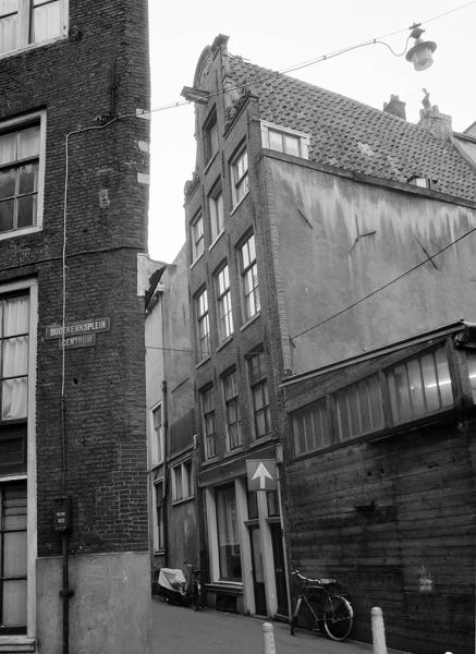 Enge Kerksteeg 1