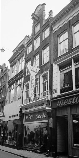 Nieuwendijk 143