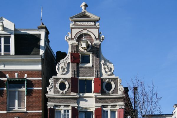 Geldersekade 82 (&copy; Walther Schoonenberg)
