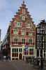 OZ Voorburgwal 14. Trapgevel (&copy; Walther Schoonenberg)