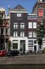 Herengracht 306 en 304 zijn gelijktijdig gebouwd (&copy; Walther Schoonenberg)