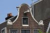 Herplaatste geveltop (&copy; Walther Schoonenberg)