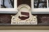 Gevelsteen De Linnen Kist (&copy; Walther Schoonenberg)
