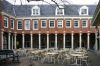 Galerij aan de Jongensspeelplaats Galerij aan de Jongensspeelplaats (© Walther Schoonenberg)