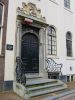 Poortje v��r restauratie (&copy; Walther Schoonenberg)