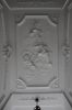 Stucreli�f aan het plafond in de gang (&copy; Walther Schoonenberg)