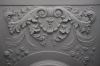 Decoraties in stucwerk aan het plafond in de gang (&copy; Walther Schoonenberg)
