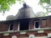 Het merkwaardige topje na de brand van 19 mei 2002. (&copy; Walther Schoonenberg)
