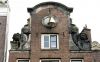 Halsgevel met leeuwen in de klauwstukken (De Coddeman) (&copy; Walther Schoonenberg)