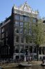 Oudezijds Voorburgwal 215-217 (&copy; Walther Schoonenberg)