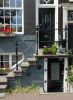 Reguliersgracht 76. Stoep met 17de-eeuwse balusters