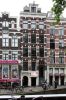 OZ Achterburgwal 117 met poortje naar de Hoogkamersgang (&copy; Walther Schoonenberg)