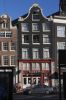 NZ Voorburgwal 121 (&copy; Walther Schoonenberg)