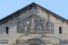 Reli�f in het timpaan (&copy; Walther Schoonenberg)