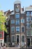 Nieuwezijds Voorburgwal 65 (&copy; Walther Schoonenberg)