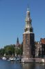Montelbaanstoren met Zuidertoren op de achtergrond (beide torens ontworpen door Hendrick de Keyser). (&copy; Walther Schoonenberg)