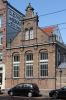 Gevel aan de Marnixstraat (&copy; Walther Schoonenberg)