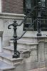 19de-eeuwse stoepbalusters (&copy; Walther Schoonenberg)