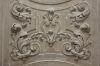 Ornamenteel stucreli�f aan het plafond van de gang (&copy; Walther Schoonenberg)