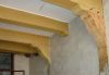 E�n origineel en ��n gereconstrueerd zwanenhalskorbeel (&copy; Walther Schoonenberg)