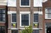 Middengevel met festoenen met sinaasappels (&copy; Walther Schoonenberg)