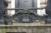 Detail van de stoep (&copy; Walther Schoonenberg)